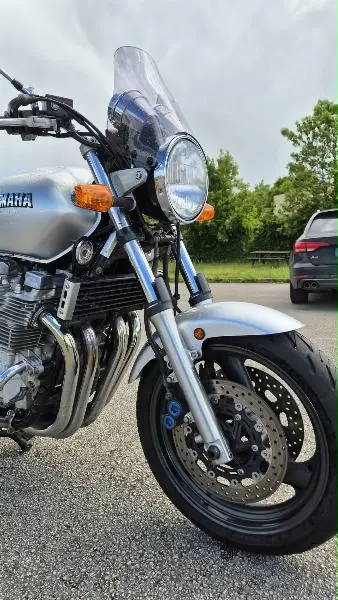 XJR 1300
