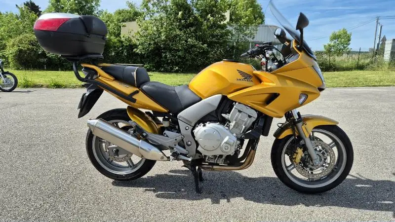 CBF 1000 2008