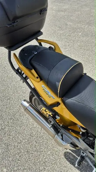 CBF 1000