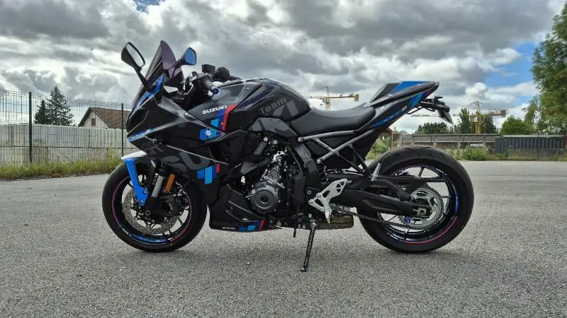 GSX8R