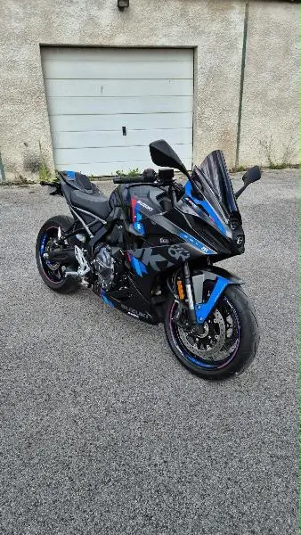 GSX8R