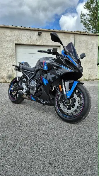 GSX8R
