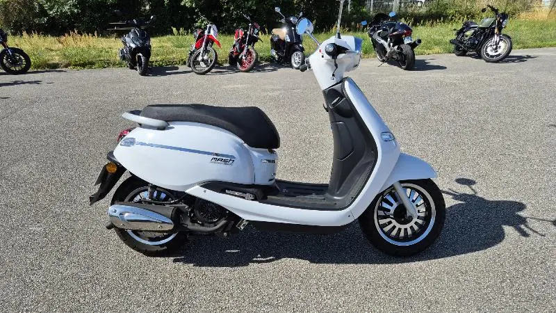 CITY 125