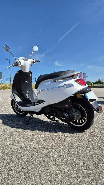CITY 125