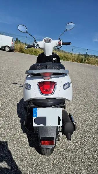 CITY 125