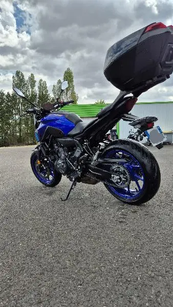 MT07