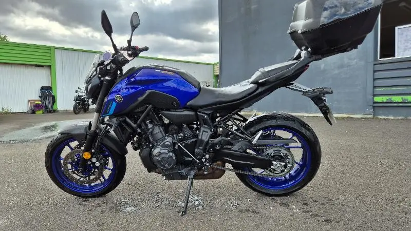 MT07