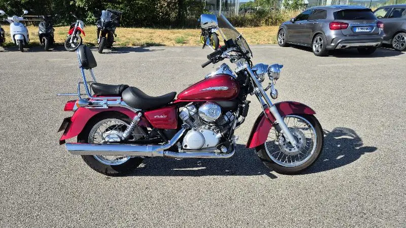VT SHADOW 125