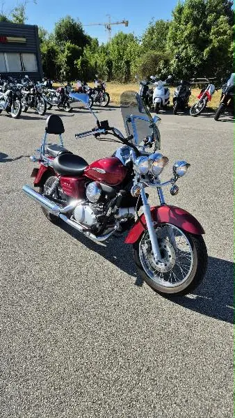 VT SHADOW 125