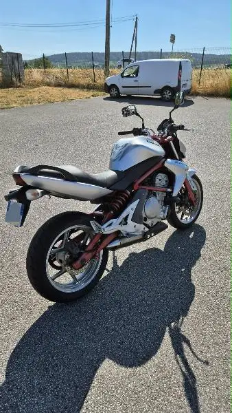 ER6