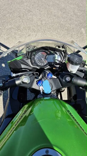 Z 1000 SX