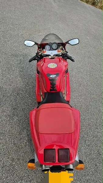 748