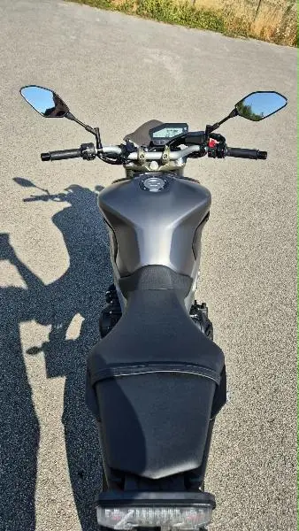 MT09