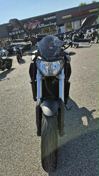 MT09