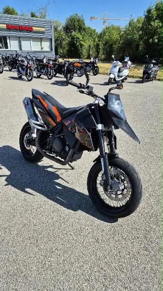 690 SMC