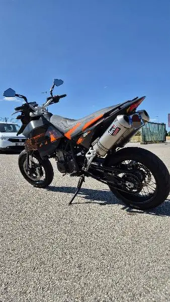 690 SMC
