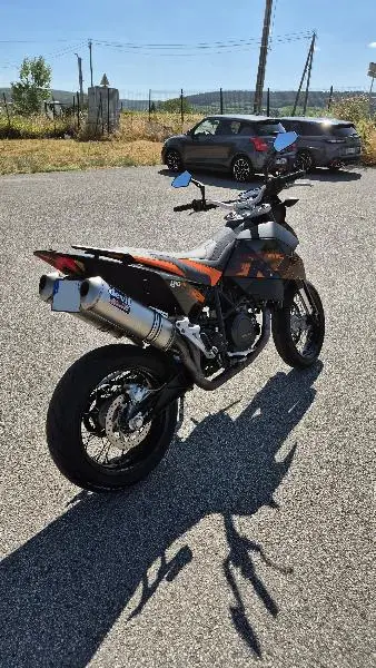 690 SMC