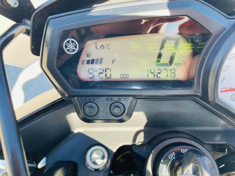 FZ8