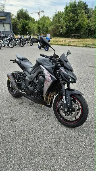 Z 1000
