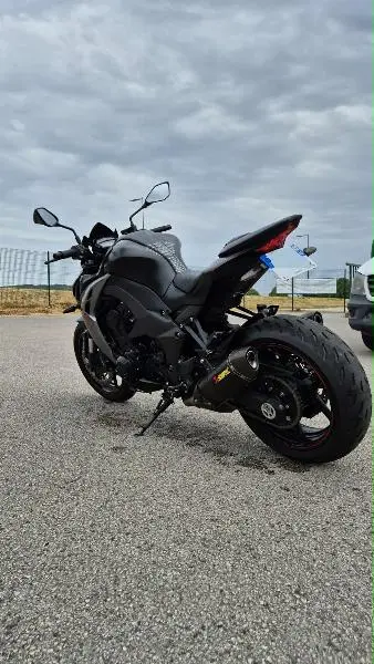 Z 1000