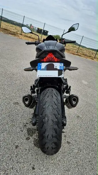 Z 1000