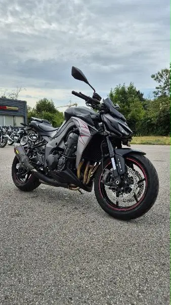 Z 1000