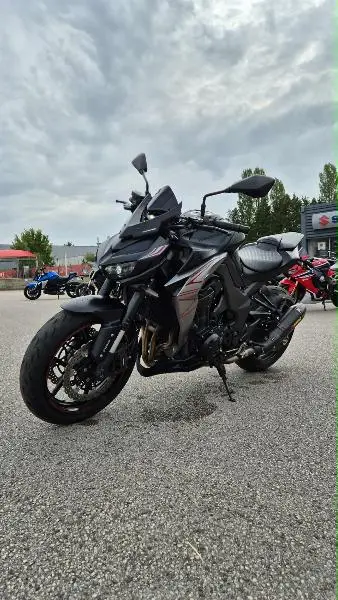 Z 1000