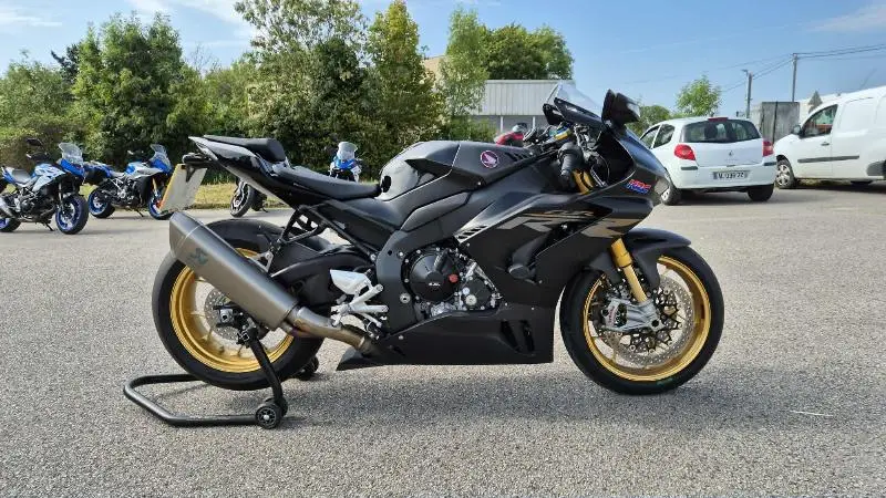 CBR 1000  RRR FIREBLADE SP