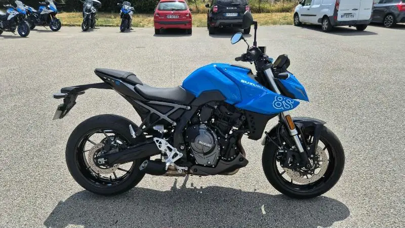 GSX8S
