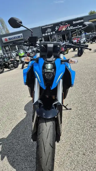 GSX8S