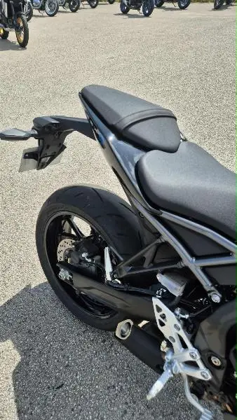 GSX8S