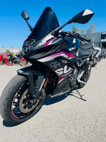 GSX8R