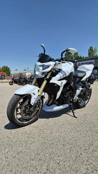 GSR 750