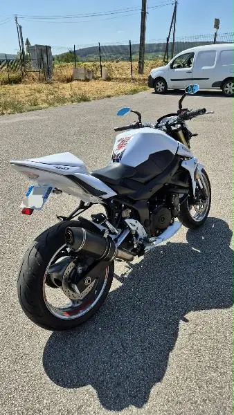 GSR 750