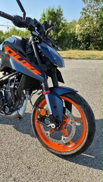 125 DUKE