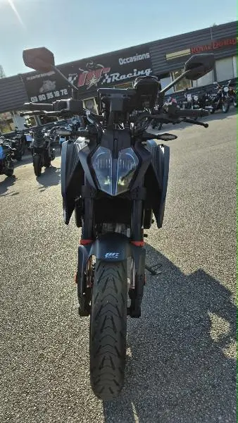 125 DUKE