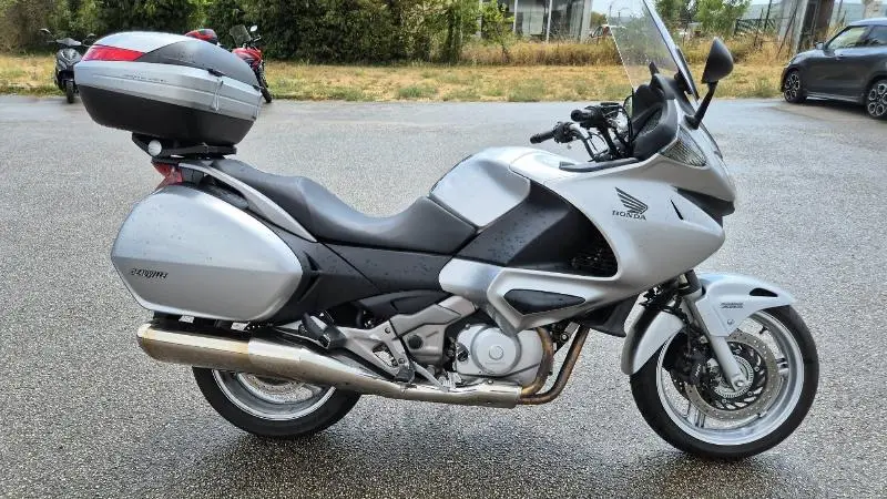 NT DEAUVILLE 700