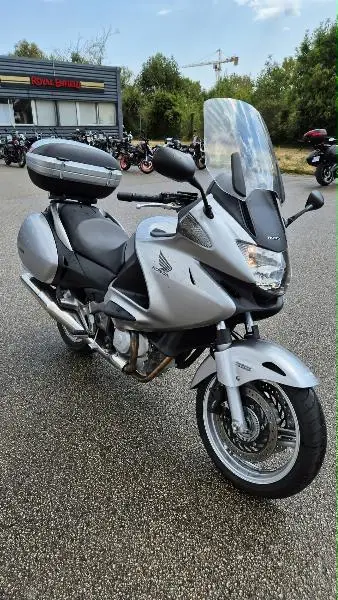 NT DEAUVILLE 700