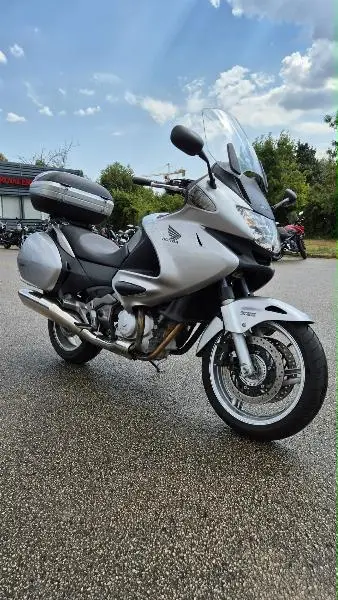 NT DEAUVILLE 700
