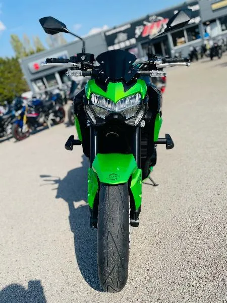 Z 900
