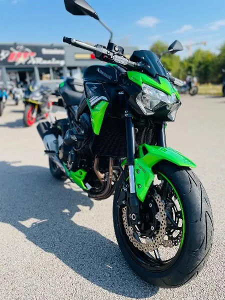Z 900