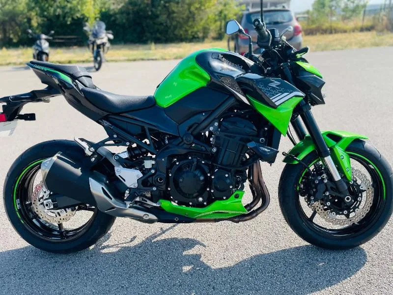 Z 900