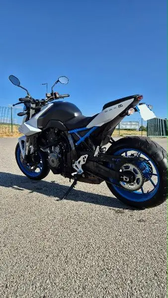 GSX8S