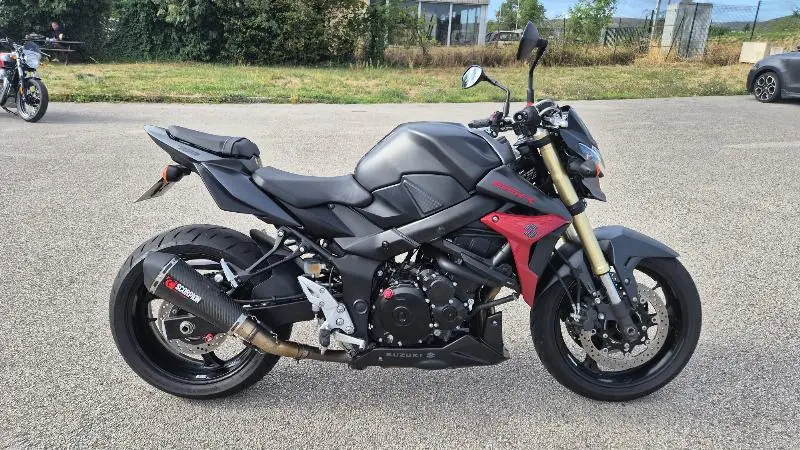 GSR 750 ABS