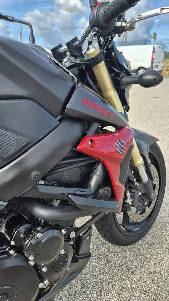 GSR 750 ABS