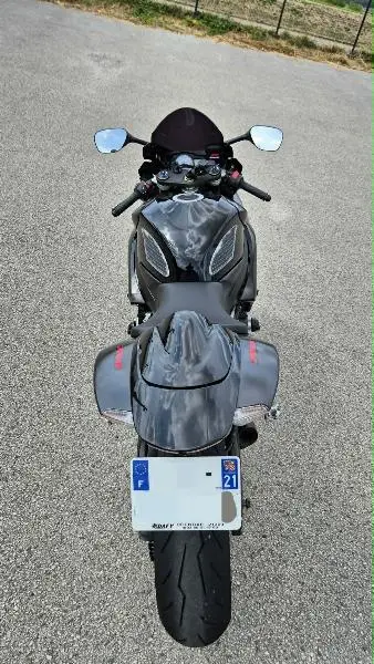 GSXR 750