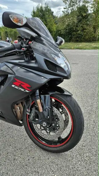 GSXR 750