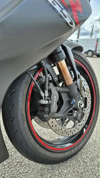 GSXR 750