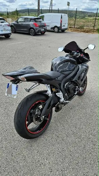 GSXR 750