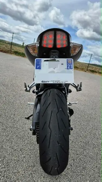 GSXR 750